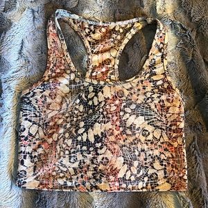 SzS Evolution& Creation cropped workout top/ longline sports bra